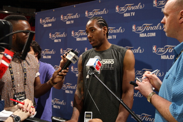 曼城女足球员长谷川唯：英国有很多美味的早午餐（曼城女足球星长谷川唯：英国早午餐选择丰富且美味）