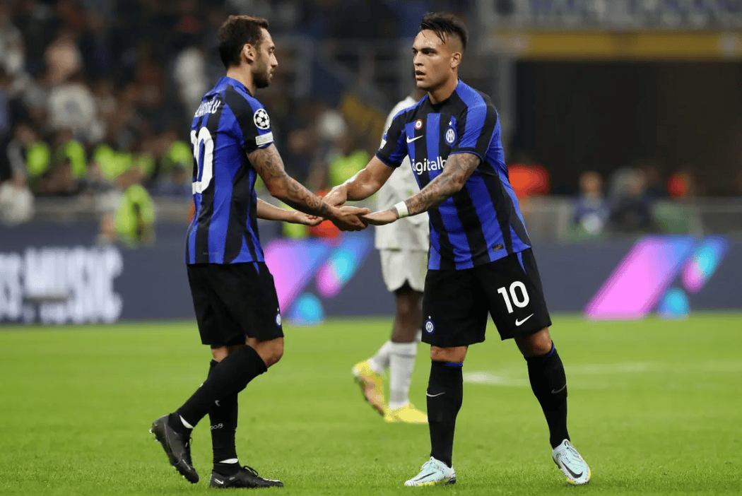 金州勇士在主场134-117击败犹他爵士，终结三连败，展现强大韧性与高效进攻。（勇士主场134-117力克爵士，止三连败，展现韧性与高效火力）