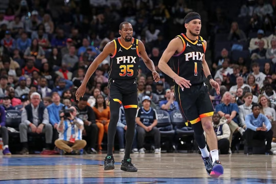 博主透露：塞鸟踢完亚冠将返回巴西，达万已经返回巴西治伤了（据博主消息：塞鸟亚冠后返巴西，达万已回巴西养伤）