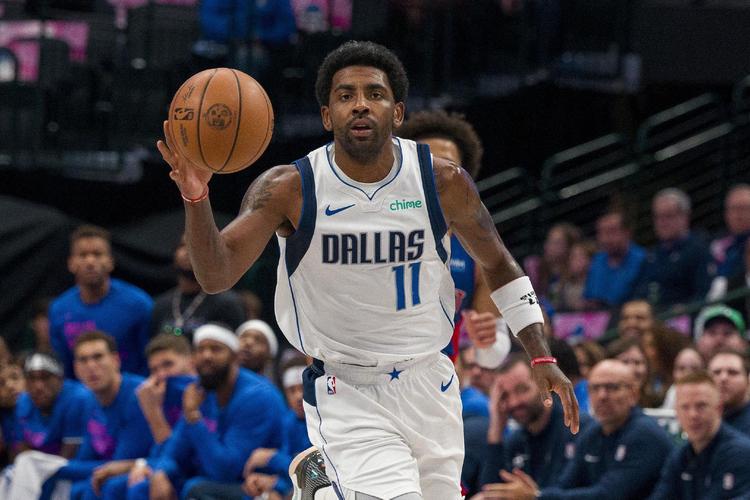 戴维对乌迪内斯的进球被吹越位，但VAR划线似乎存在问题（戴维对阵乌迪内斯进球被判越位，VAR划线判定存疑）