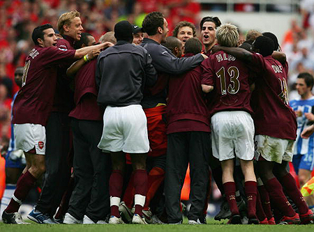 官方：泰国归化21岁切尔西青训出身的球员苏瑟普-贝尔