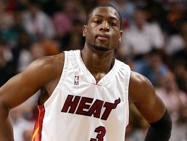 球星连续造成杀伤（球星连番冲击对手防线）