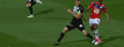 凌晨4点：欧冠19亿欧元对决，利物浦19人战国米，萨拉赫被弃！